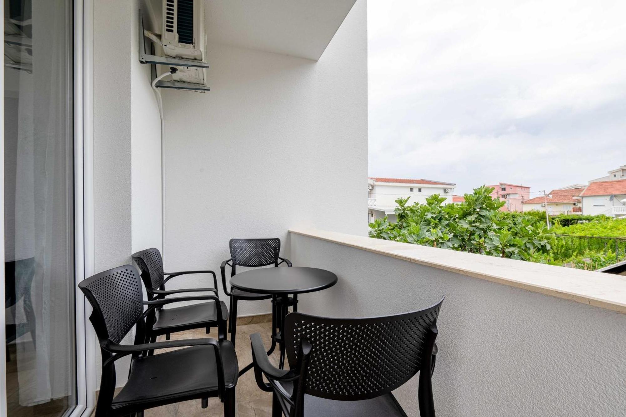 Apartments Milivojevic Bar Quarto foto